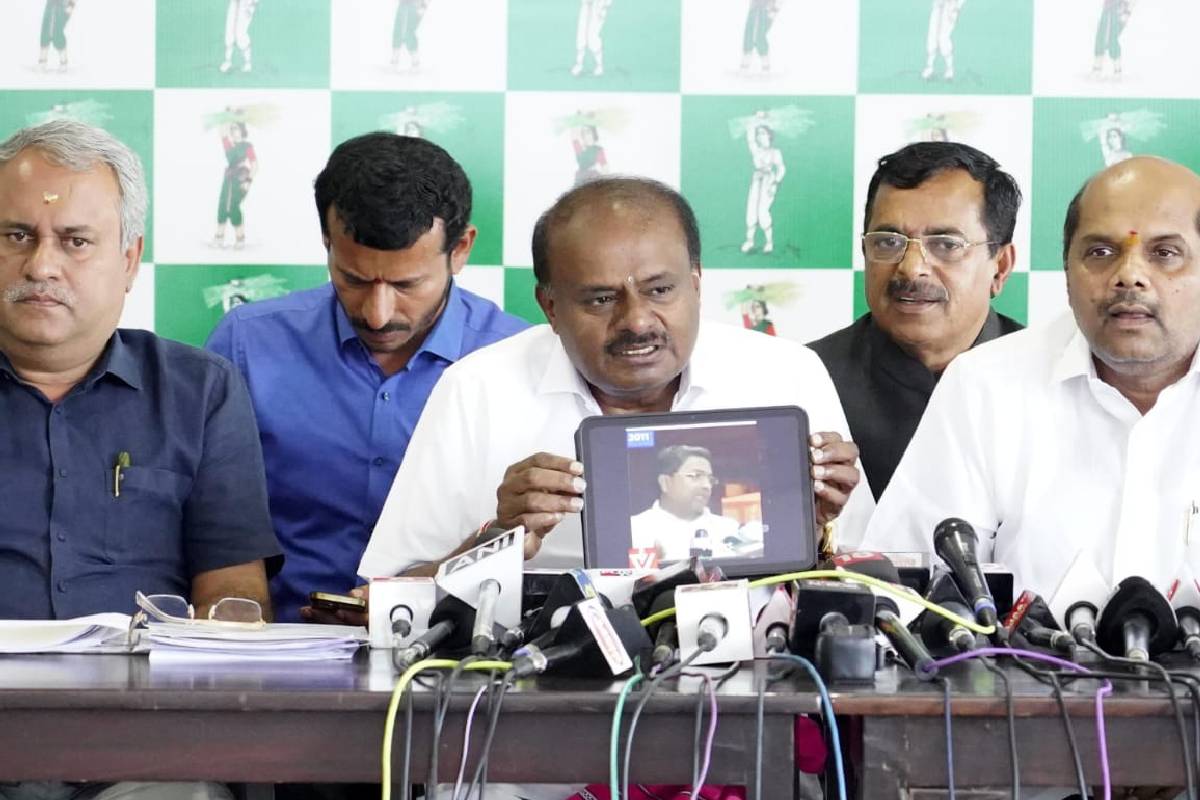 HD Kumaraswamy