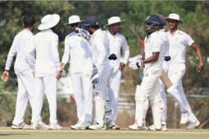 Karnataka settles for a draw against Uttar Pradesh after securing first innings lead