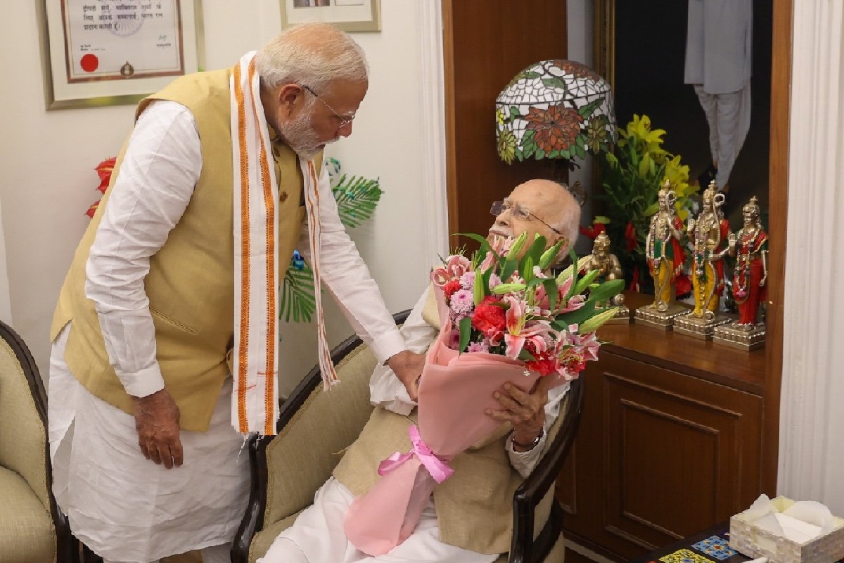 PM Modi meets BJP leader LK Advani on his 97th birthday