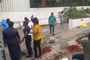 Pushapa 2: Tomatoes Thrown, Protest Outside Allu Arjun's Home Over Stampede Death