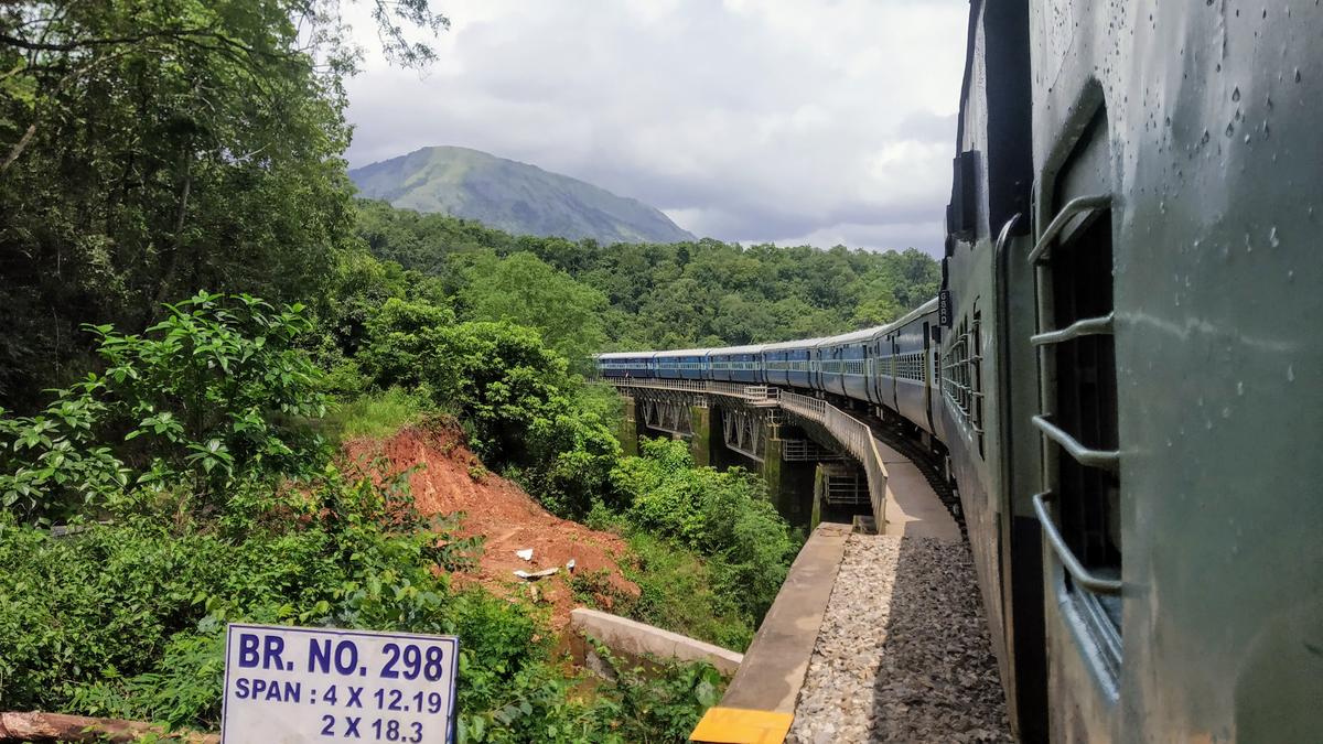 hasana mangaluru railway